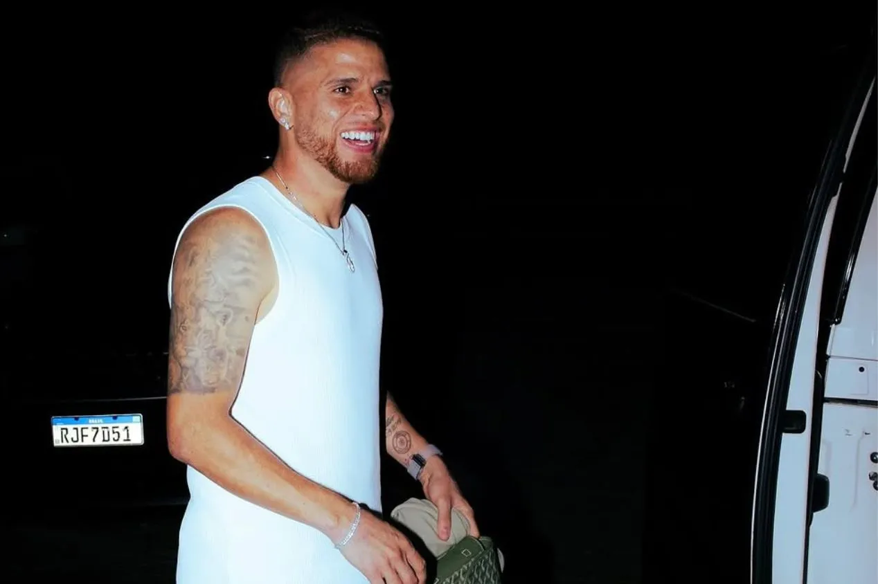 Grêmio avalia rescisão antecipada de Gustavo Cuéllar, alvo do América de Cali, após desgaste interno