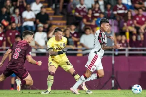 Derrota do Flamengo na Recopa repete rotina brasileira fora de casa; entenda