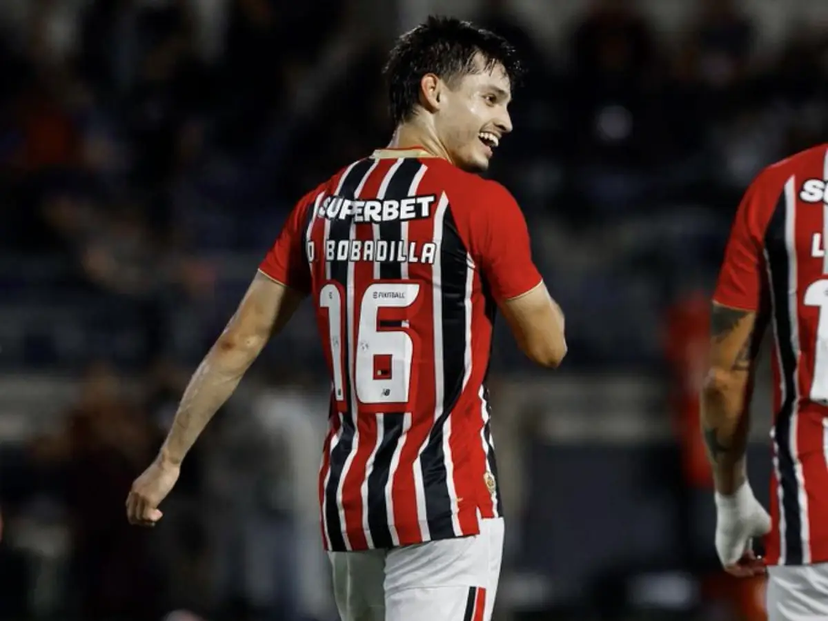 São Paulo visitou o Bragantino e marcou com Bobadilla