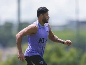 Atlético-MG encara Grêmio em despedida de interino antes da chegada de Domínguez