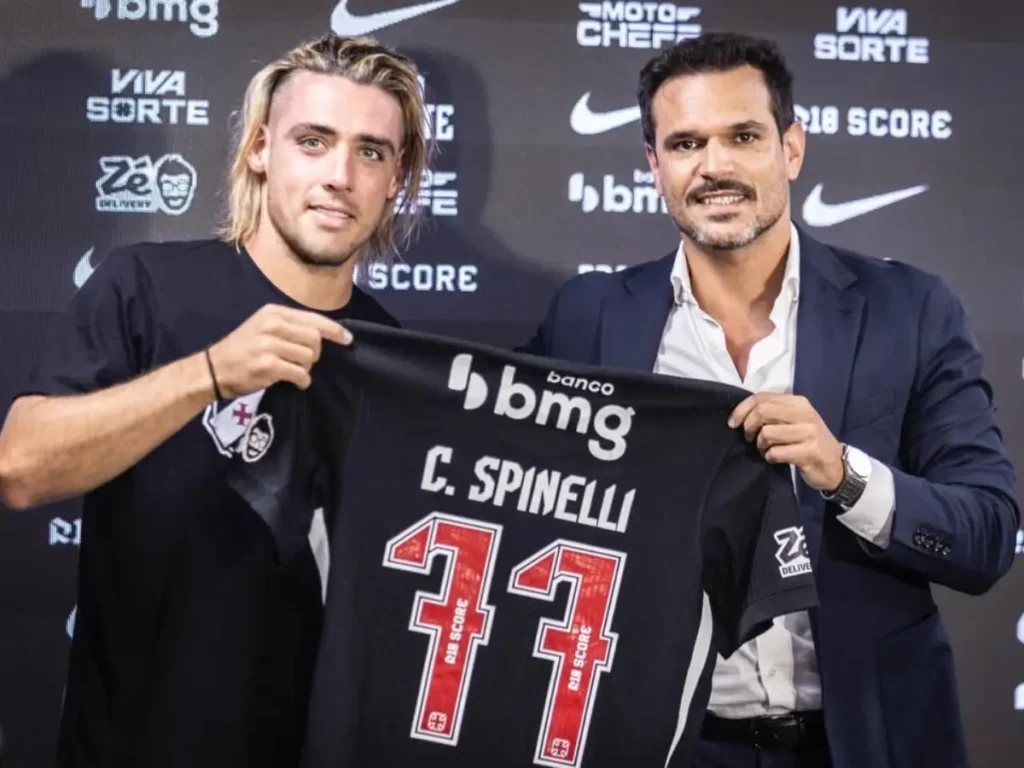 Claudio Spinelli é apresentado no Vasco e veste a camisa 77; saiba mais
