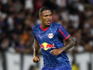 Bragantino pune Gustavo Marques por declarações machistas contra árbitra; saiba detalhes