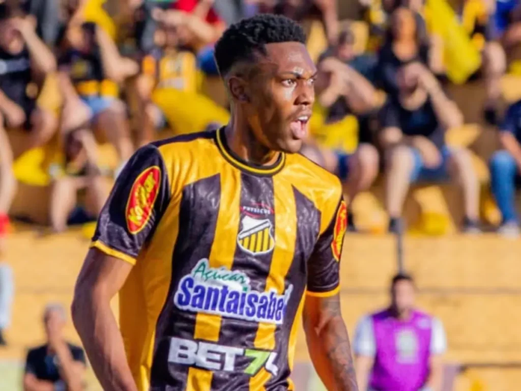 Botafogo encaminha acerto com Dantas e aguarda fim do Paulistão; saiba valores