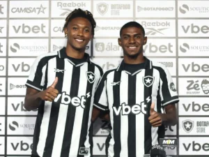 Botafogo apresenta Ythallo e Wallace Davi, que ficam à disposição de Martín Anselmi; saiba mais