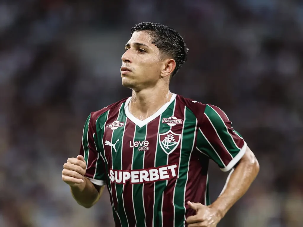 Canobbio e Savarino celebram gols e classificação do Fluminense no Cariocão