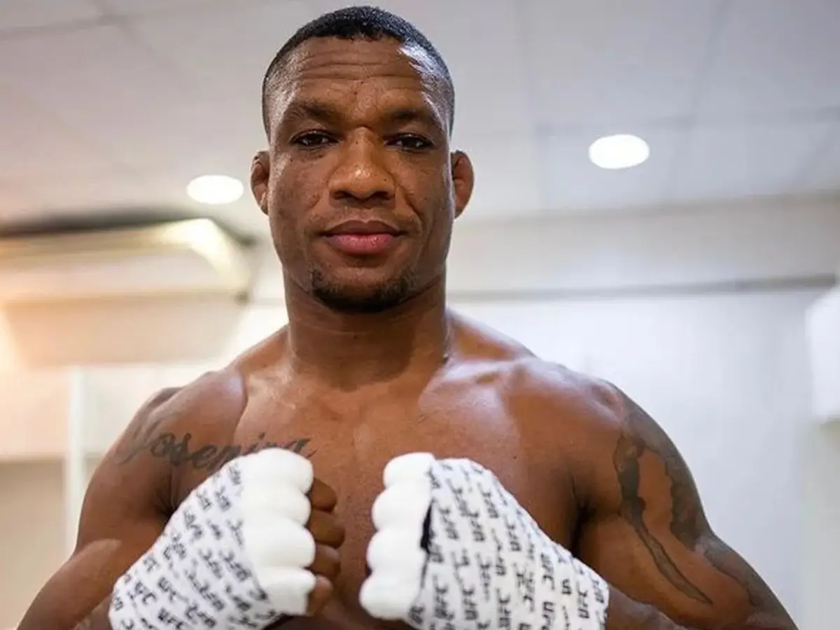 Jornalista Rafael Luna analisa a luta entre Jailton Malhadinho e Rizvan Kuniev no UFC"