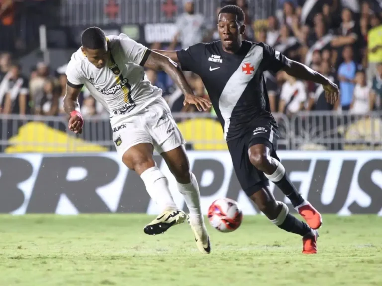 Vasco enfrentou o Volta Redonda pelo Cariocão