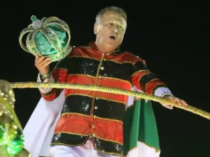 Zico em ação no Carnaval do Rio de Janeiro