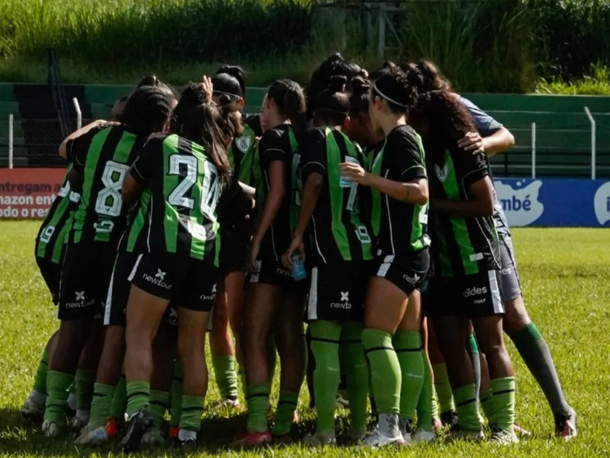 América-MG e Mixto empatam em jogo movimentado e seguem na parte de baixo do Brasileirão Feminino