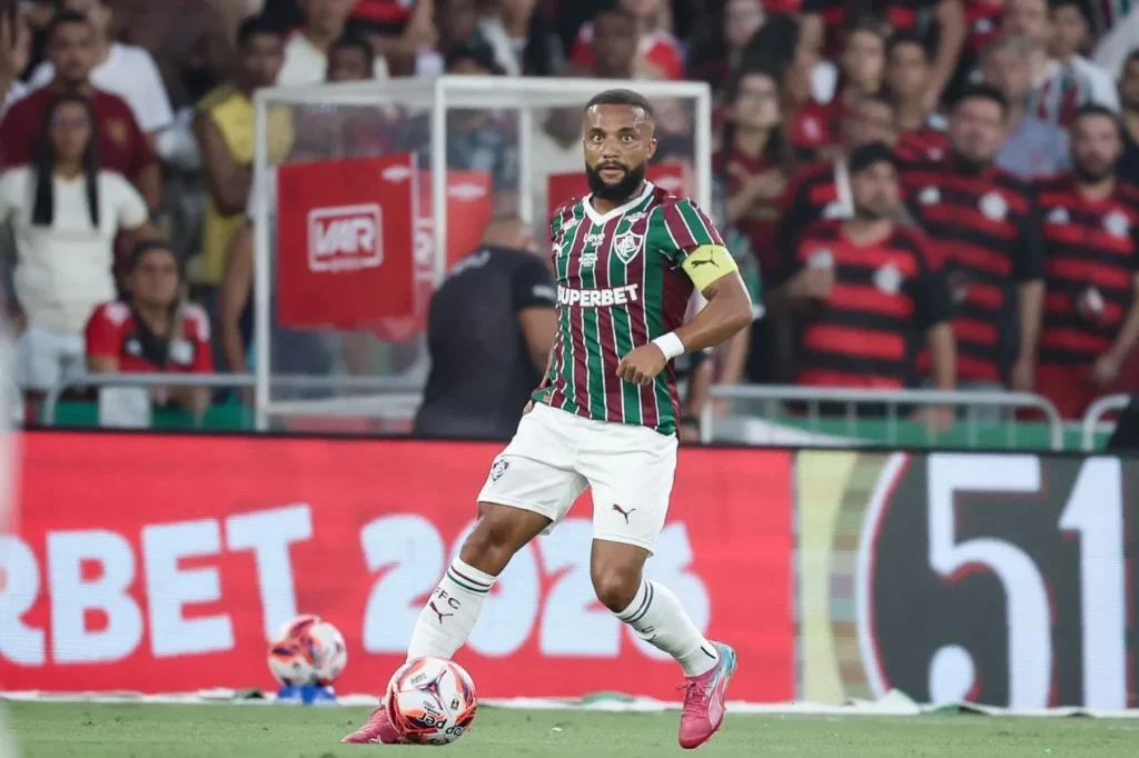 Samuel Xavier lamenta vice do Fluminense no Carioca, mas exalta entrega do time: “Temos que levantar a cabeça”