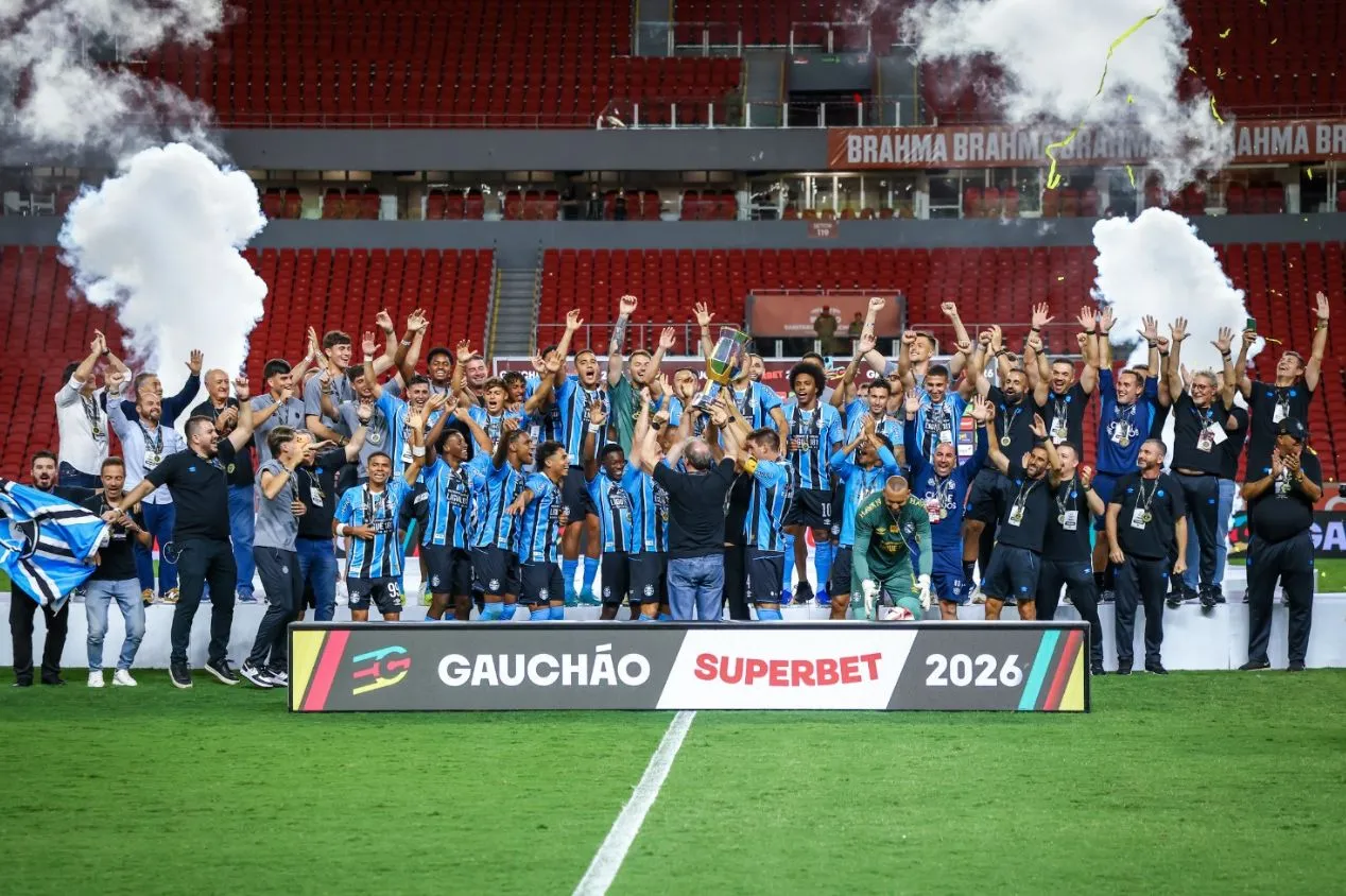 Grêmio segura empate no Beira-Rio e conquista o Gauchão de 2026