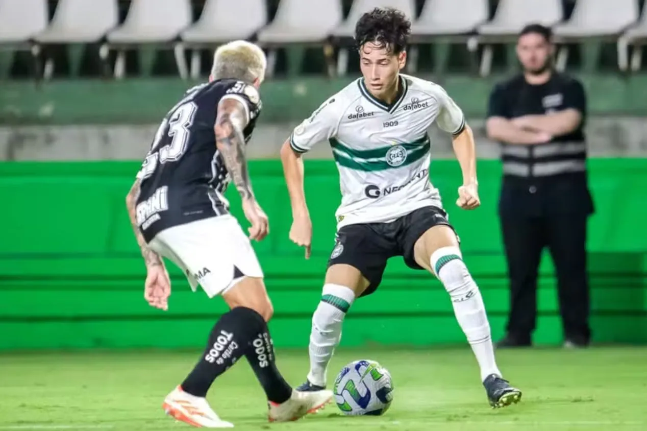 Corinthians x Coritiba: veja as escalações oficiais para a quinta rodada do Brasileirão