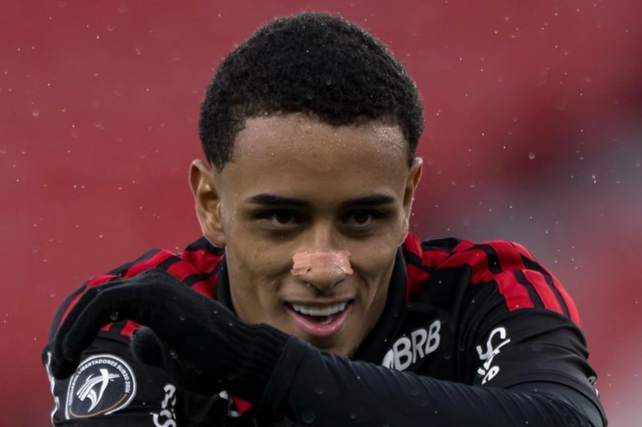 Ryan Roberto, do Flamengo, entra no radar do Brighton