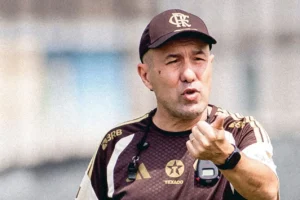 Como Leonardo Jardim costuma estrear? Histórico do técnico que assume o Flamengo