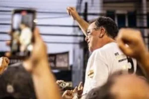 Santos aceita proposta não vinculante de grupo dos EUA para criação de SAF