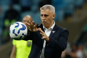 São Paulo economiza valor milionário após saídas de Alisson e Nahuel Ferraresi