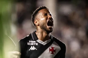 Renato Gaúcho já quis Jair no Grêmio e aguarda recuperação do volante do Vasco