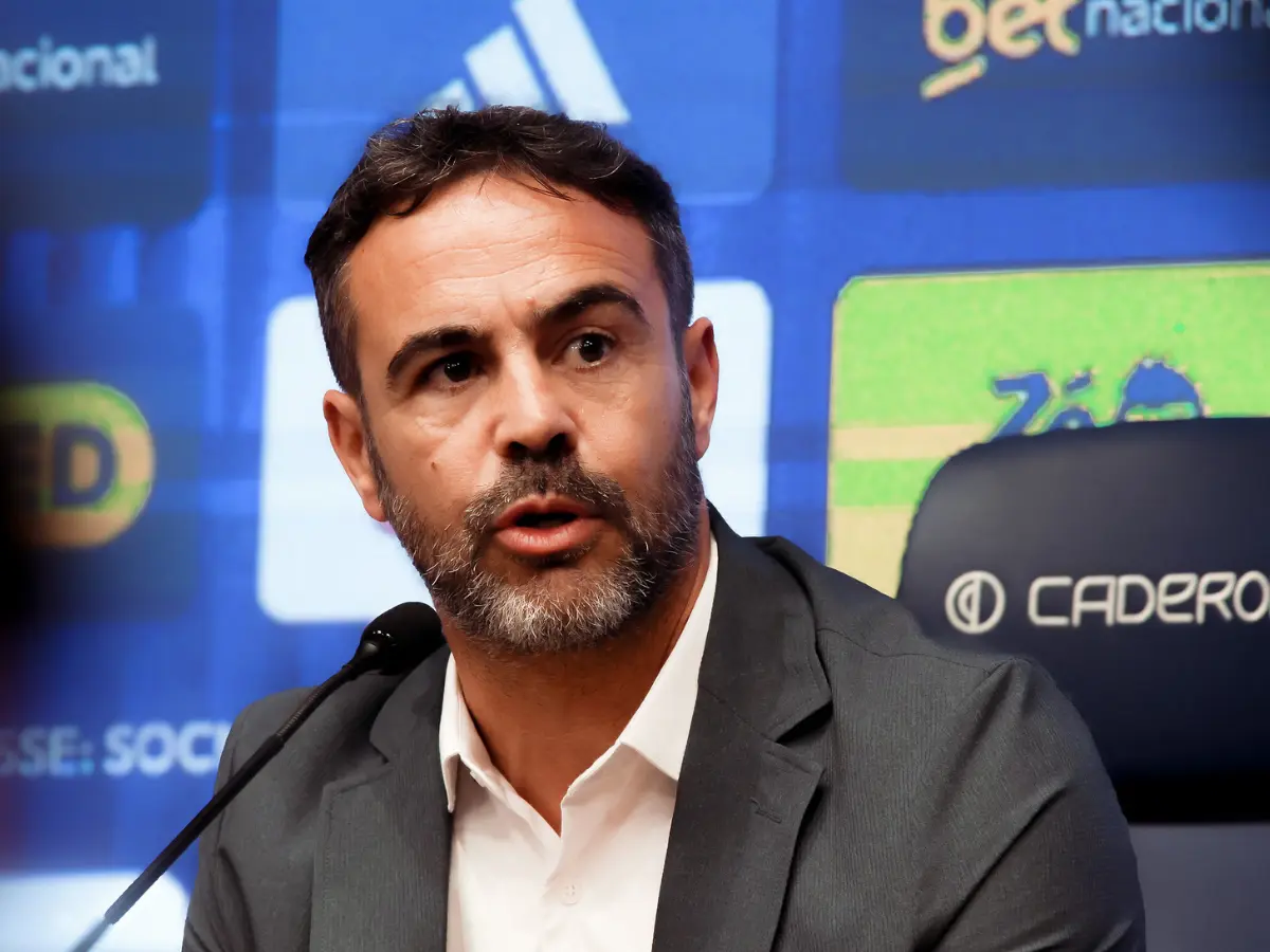 Artur Jorge comentou a vitória no Brasileirão