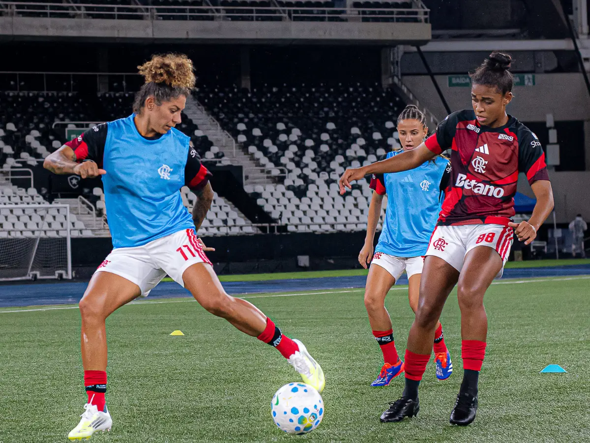 Ferj lamenta atraso de arbitragem em Botafogo x Flamengo pelo Brasileiro Feminino