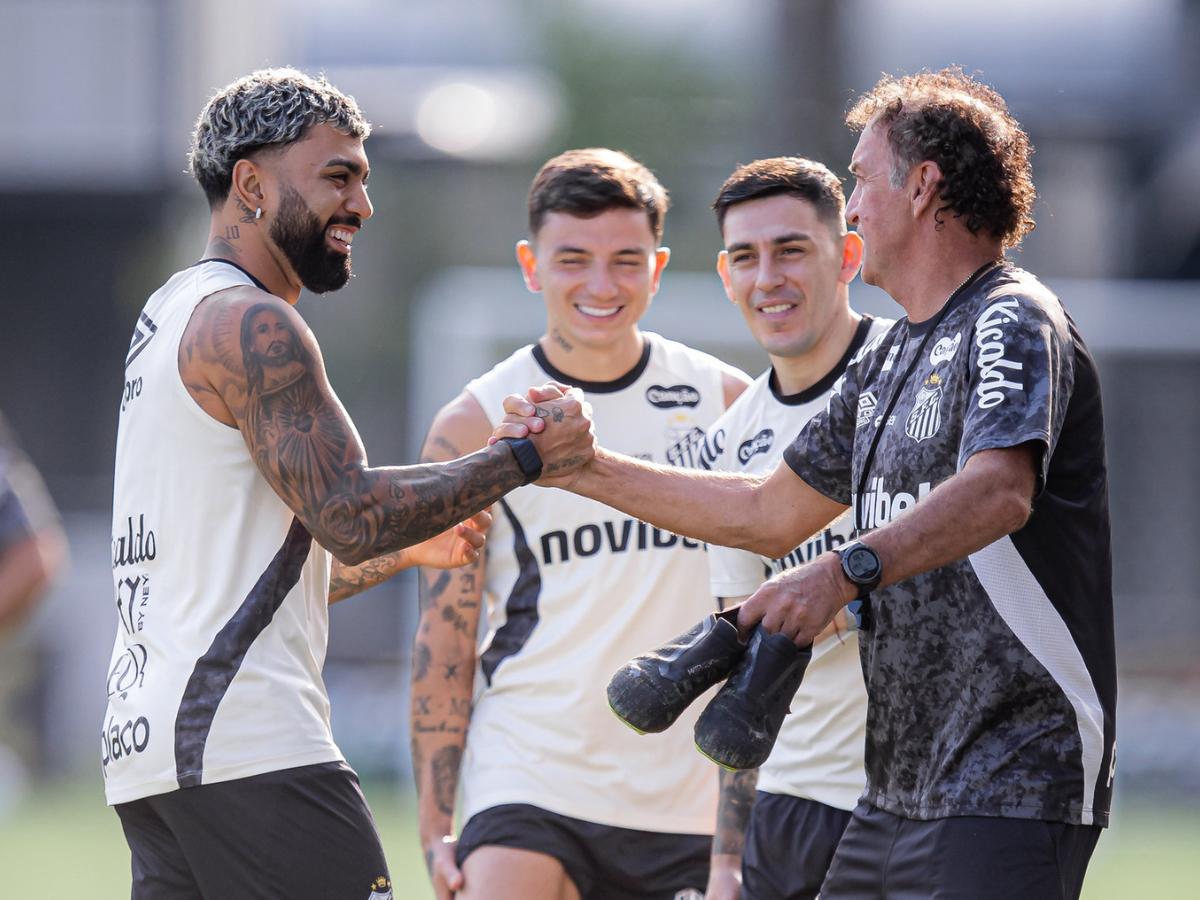 Santos: Cuca muda ambiente e clube vê evolução imediata