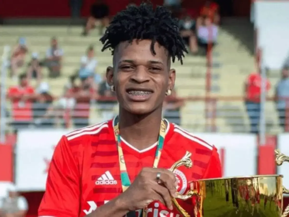 Internacional aciona Fifa e pede transfer ban contra o Cesar Vallejo