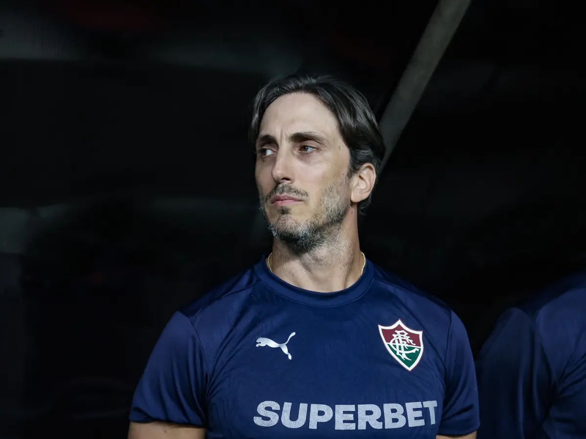 Luís Zubeldía pode ser demitido do Fluminense
