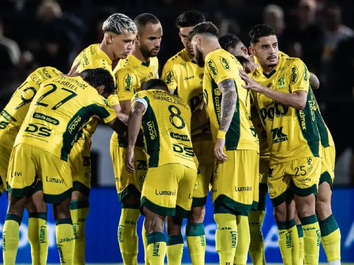 Mirassol negocia atacante com o Coritiba