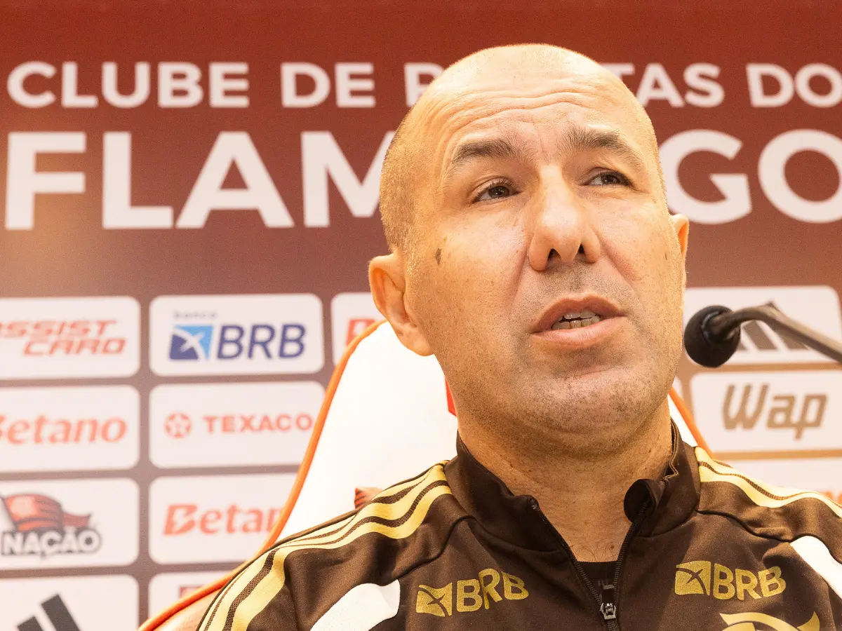 Flamengo apresenta Leonardo Jardim e técnico projeta manutenção do DNA da equipe