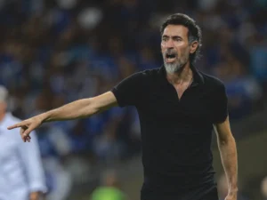 Atlético: Eduardo Domínguez assume erros e cobra atitude