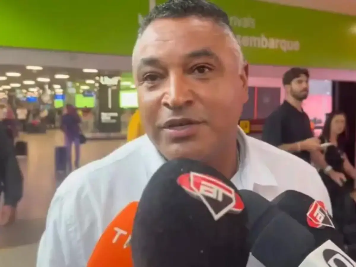 Roger Machado chega a São Paulo e projeta apoio da torcida: “Vão comprar o trabalho”