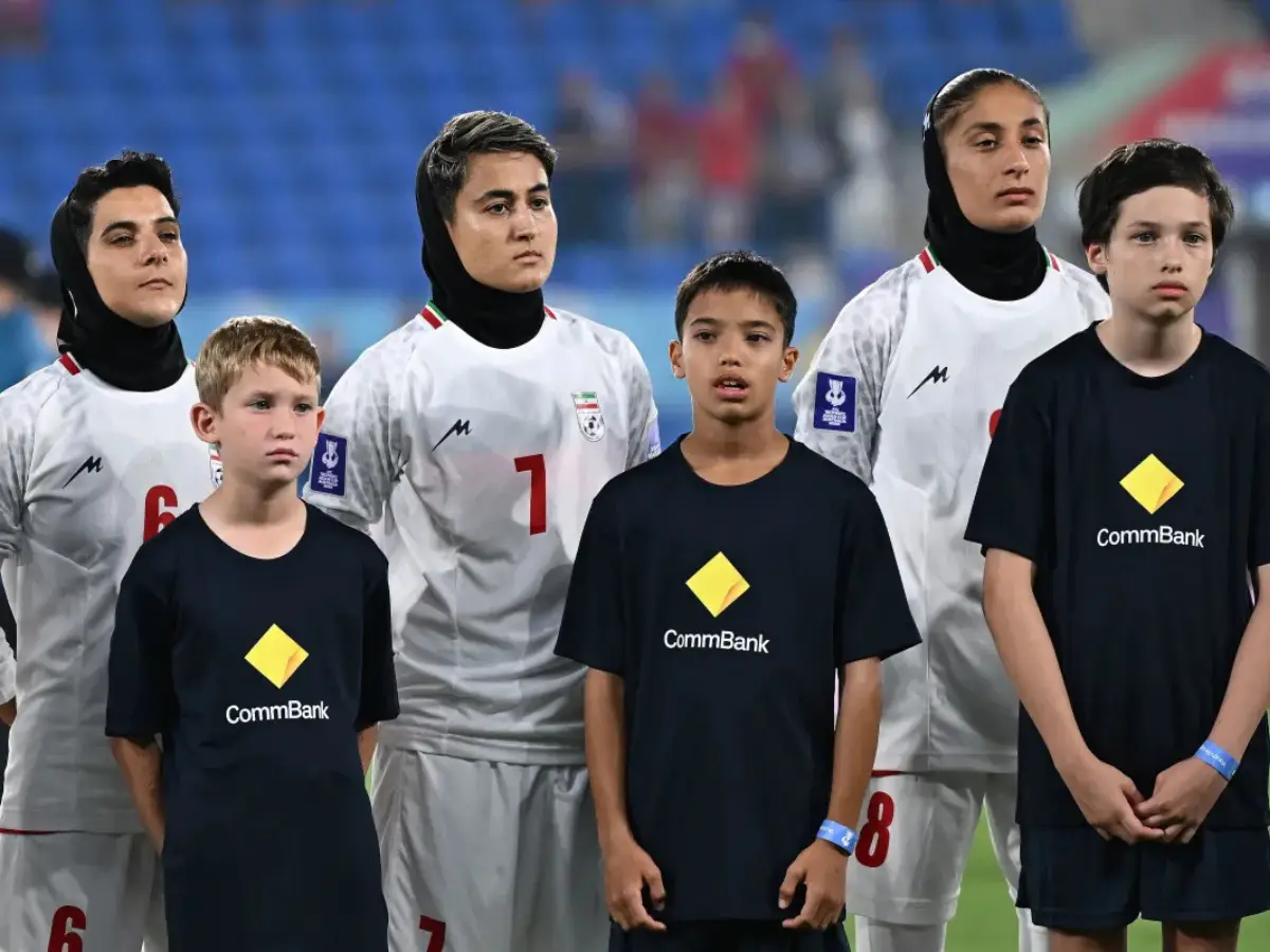Jogadoras da seleção feminina do Irã podem receber asilo após gesto político em torneio na Austrália