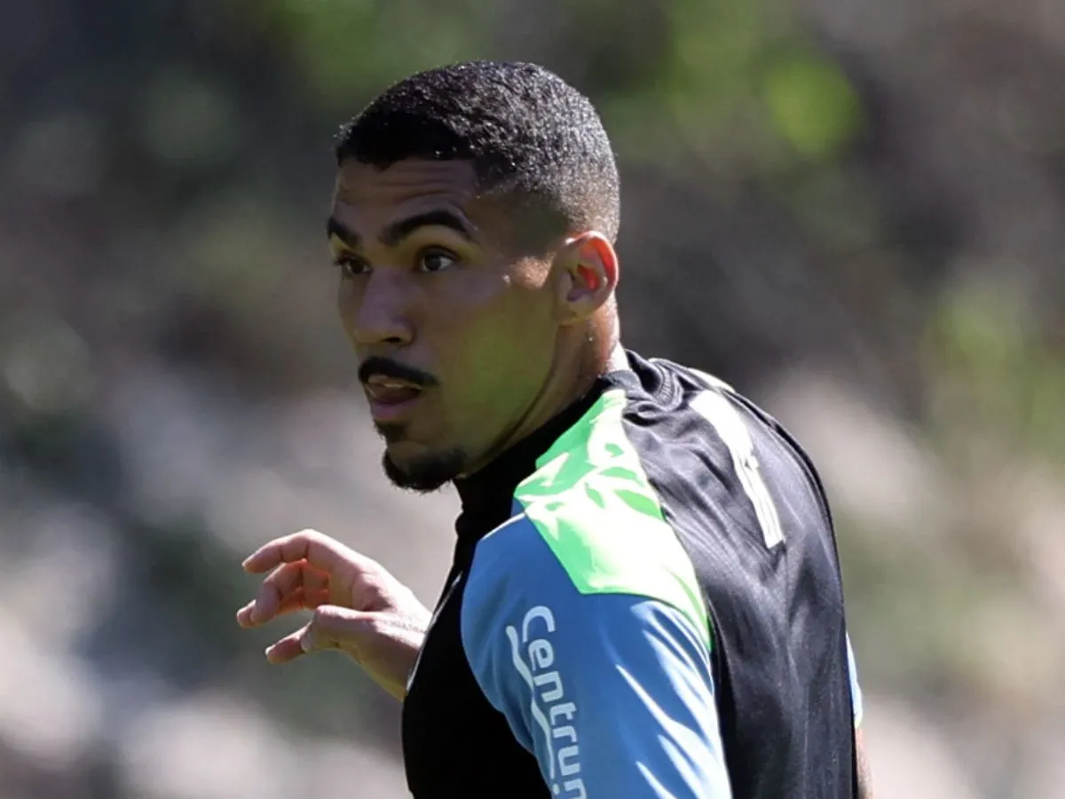 Allan elogia início de Franclim Carvalho no Botafogo: “Está sendo fácil para ele”