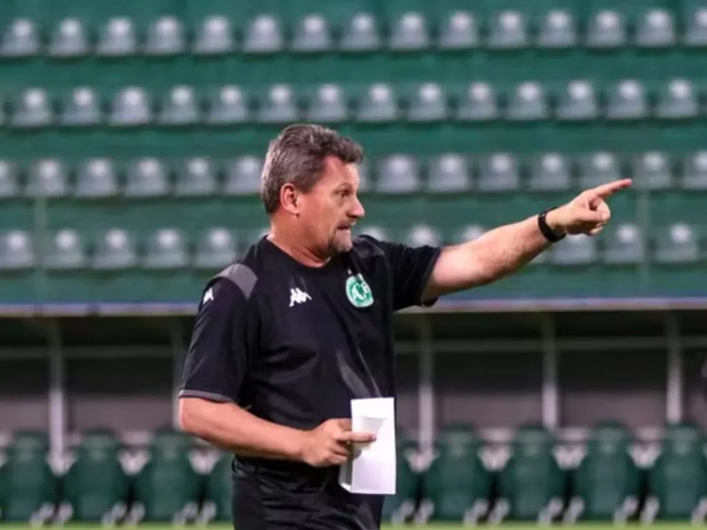 Mudança na lateral? Veja a escalação da Chapecoense para o jogo contra o Botafogo pelo Brasileirão