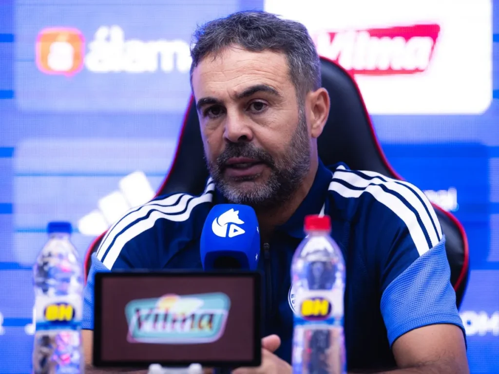 Artur Jorge valoriza reação do Cruzeiro após vitória na Libertadores: “Resultado justíssimo”