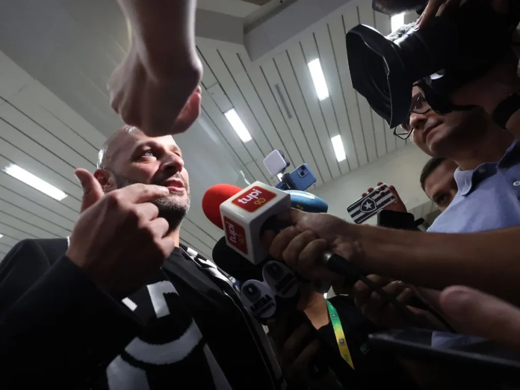 Saiba por que Franclim Carvalho não comandará o Botafogo na estreia da Copa Sul-Americana