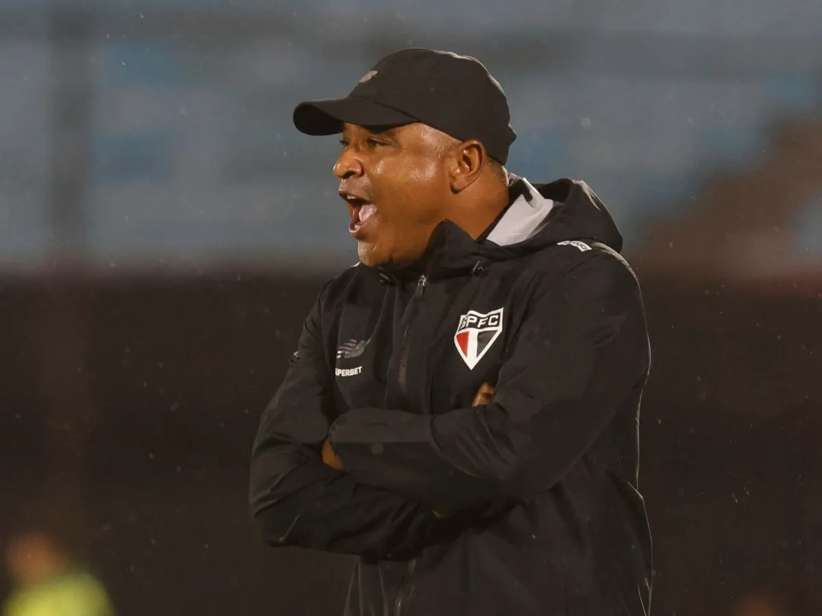 Roger Machado valoriza estreia do São Paulo na Sul-Americana: “Motivar quem está buscando espaço”