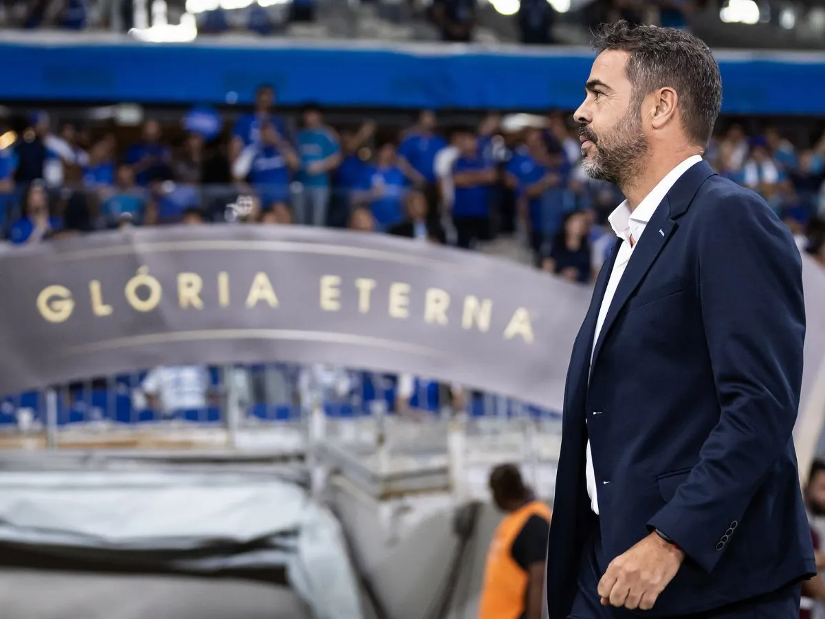 Artur Jorge aponta “frustração” após derrota do Cruzeiro e reforça confiança no projeto