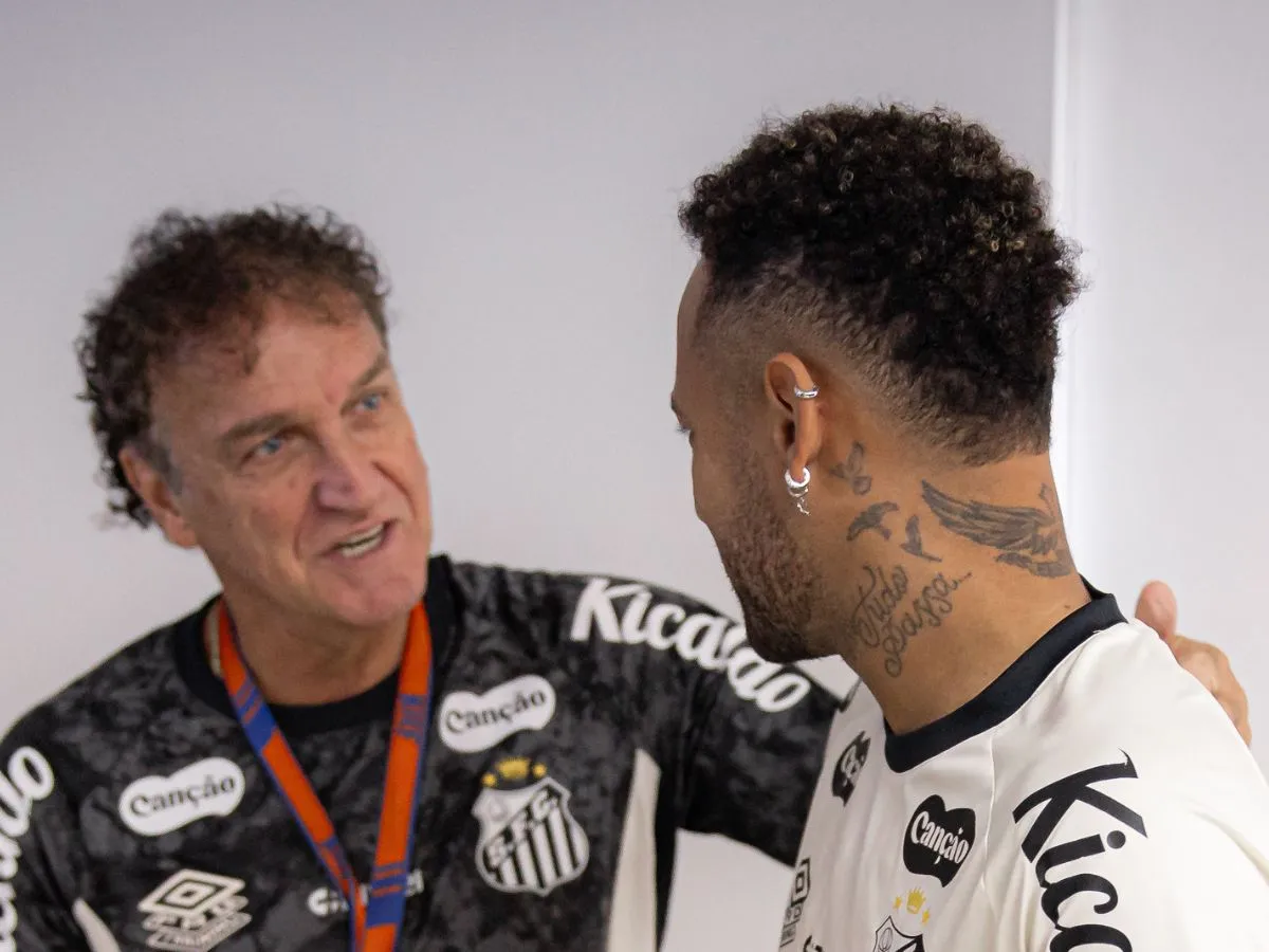 Cuca quer Neymar contra o Palmeiras