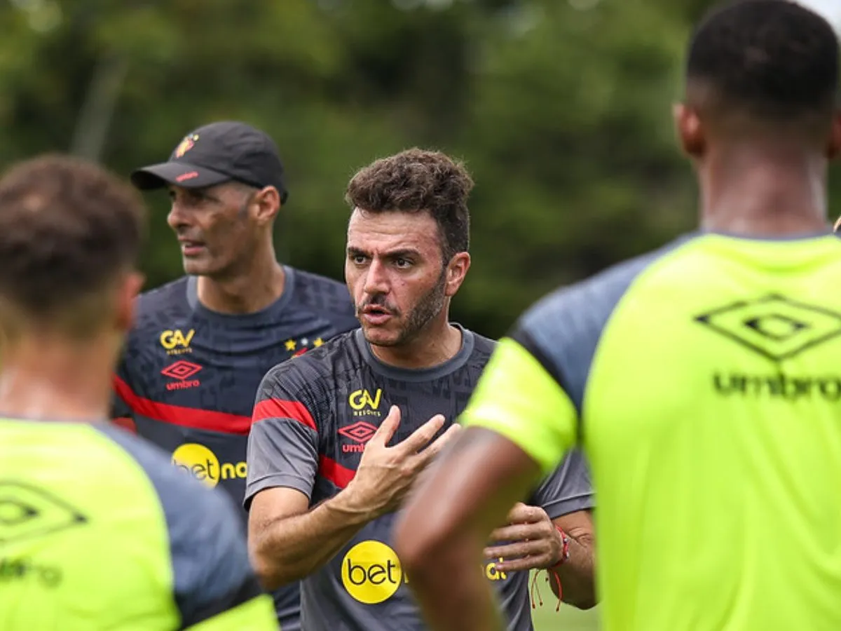 Mariano Soso é oferecido ao Sport e negociações avançam nos bastidores