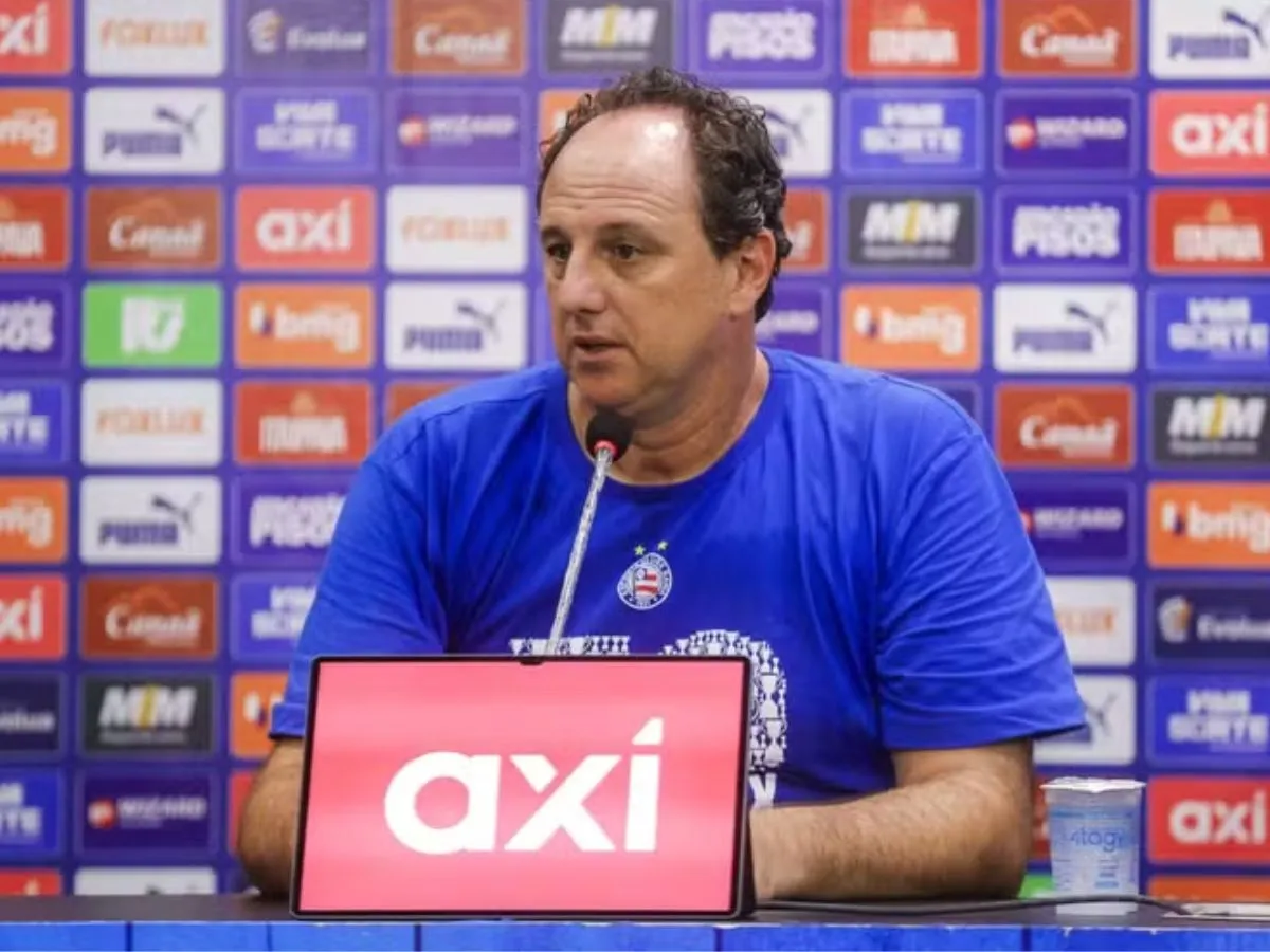 Rogério Ceni reclama de arbitragem em jogo com o Fluminense