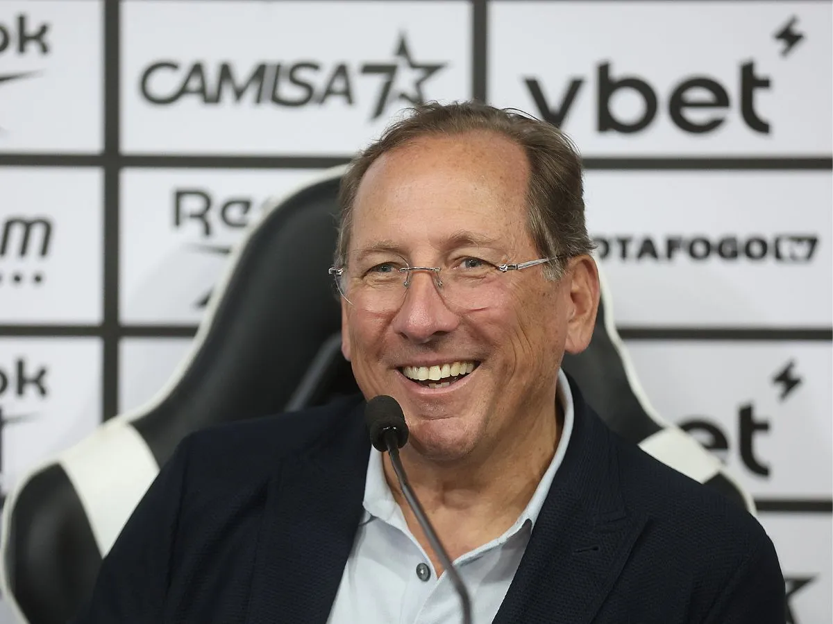 Saiba quanto o Lyon devia quando foi comprado por John Textor? Veja os números por trás da operação