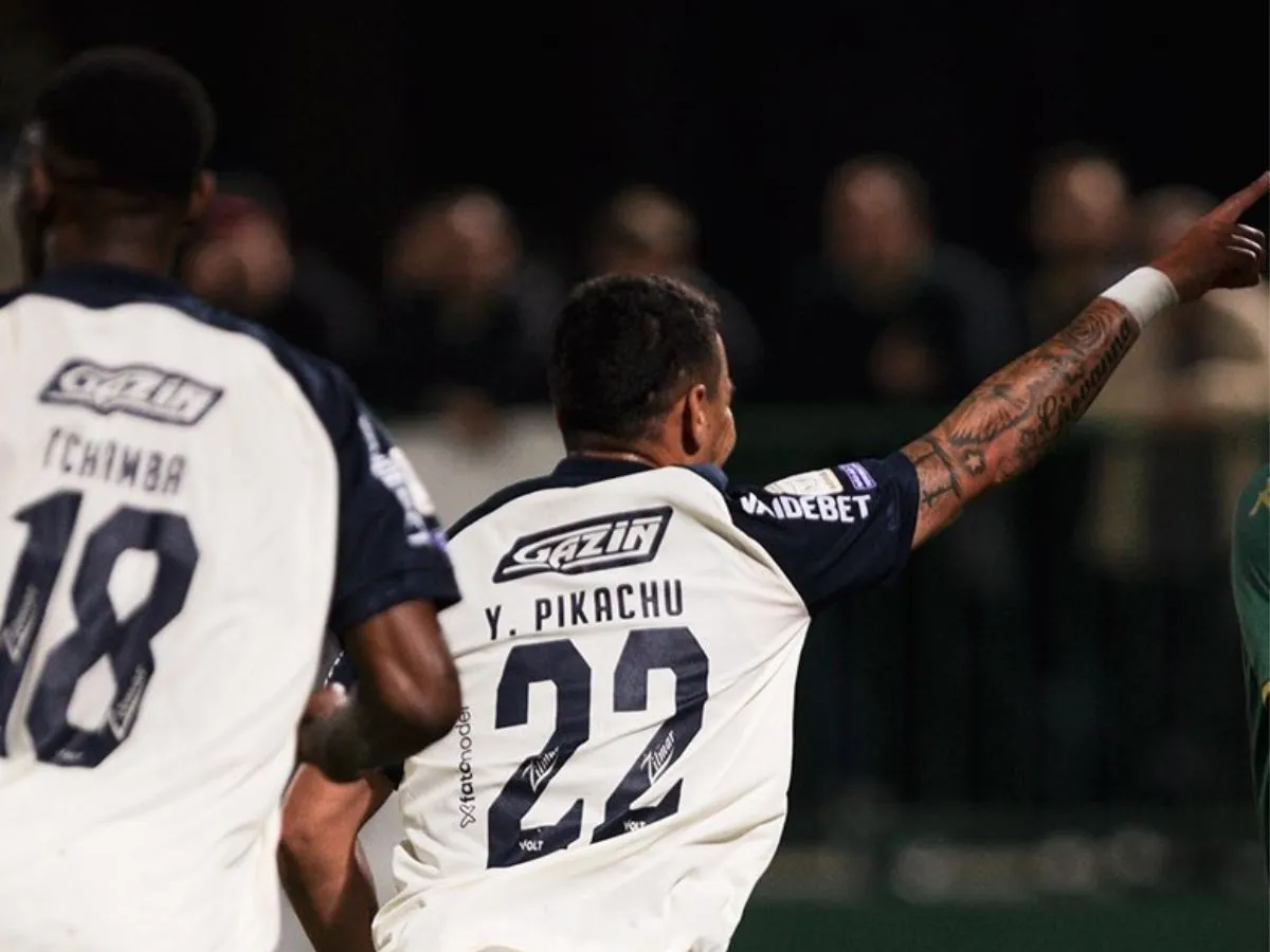 Remo vence a Chapecoense em jogo dramático e mantém esperança de reação no Brasileirão