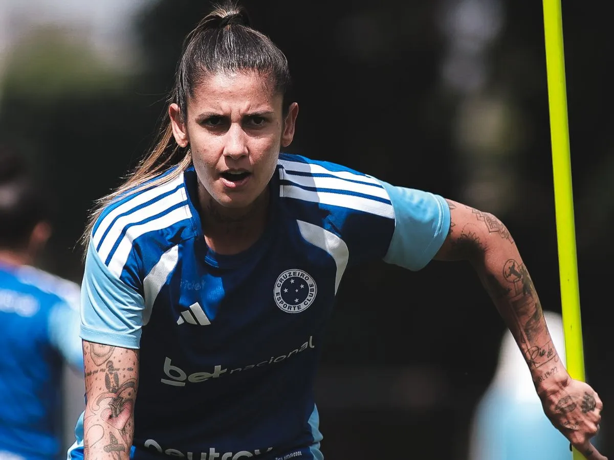Cruzeiro perde Gaby Soares por lesão grave no joelho em momento decisivo da temporada