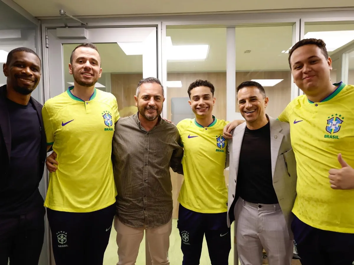 CBF blinda estrutura de Carlo Ancelotti e encaminha permanência de trio para ciclo da Copa de 2030