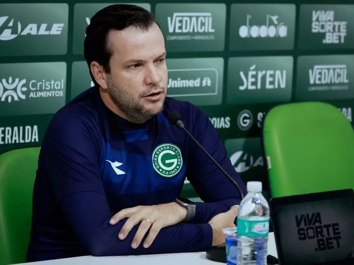 Daniel Paulista explica estratégia do Goiás, valoriza reação contra o Cruzeiro e lamenta lesão de Tadeu