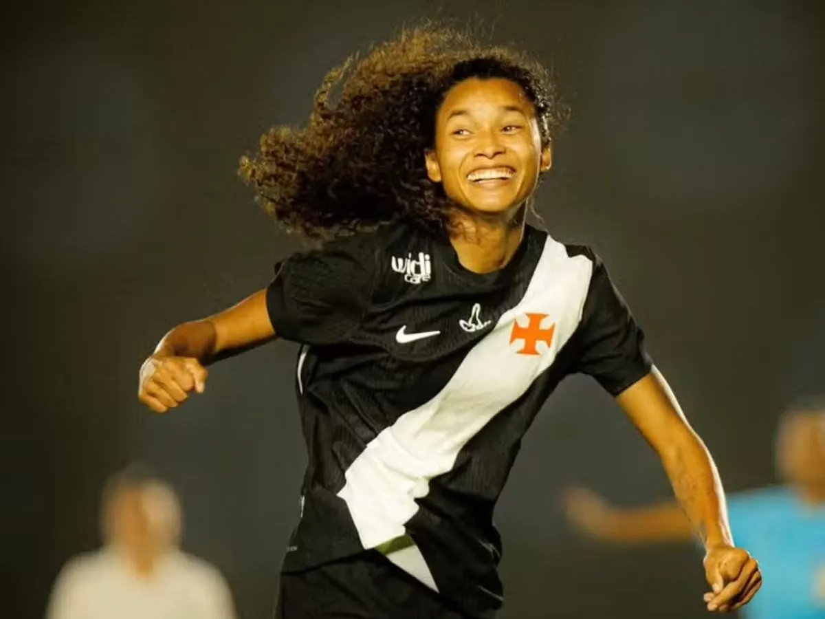 Em tarde de homenagem a Pretinha, Vasco vence América-MG e avança na Copa do Brasil Feminina