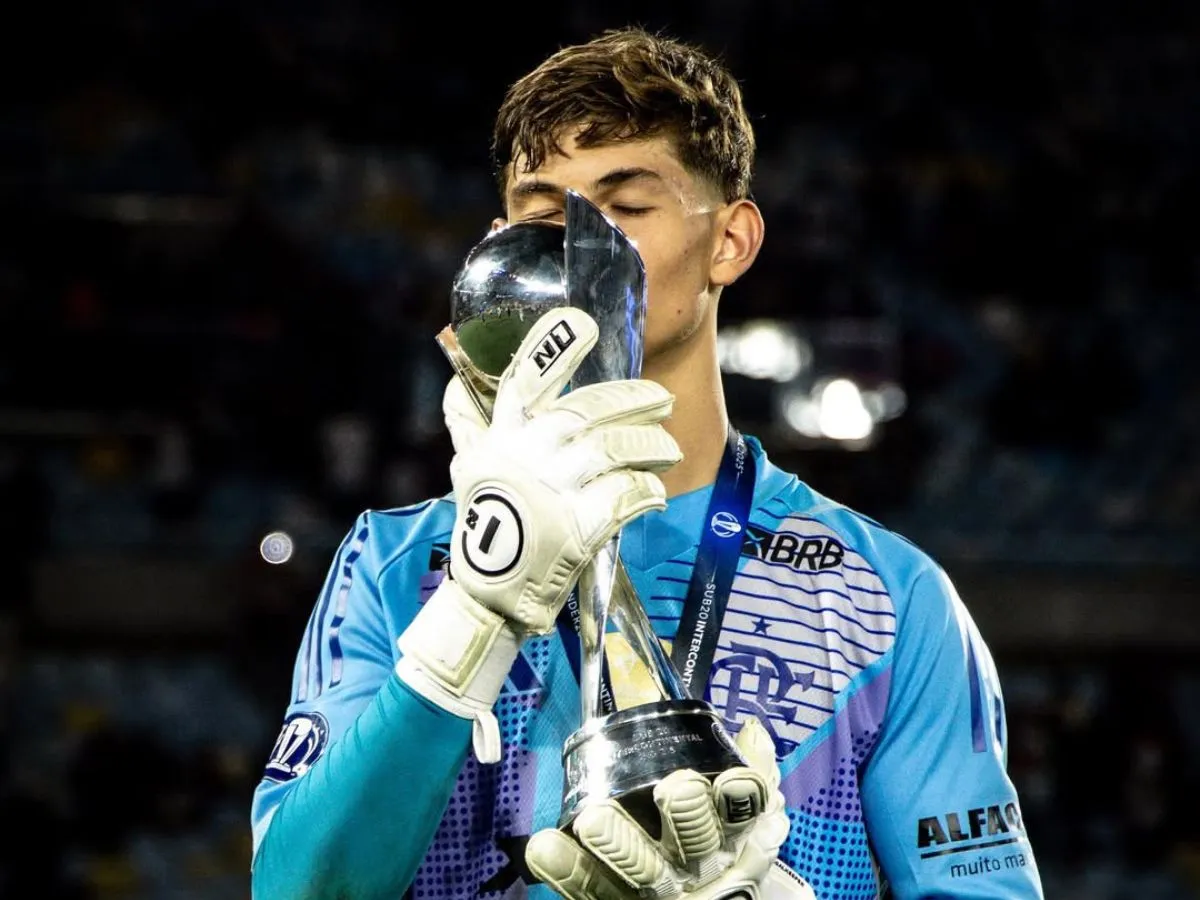 Quem é Léo Nannetti? Goleiro do Flamengo é chamado por Carlo Ancelotti para treinos da Seleção na Copa do Mundo