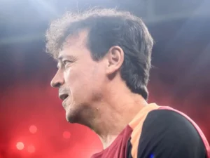 Fernando Diniz diz que o Corinthians jogou melhor que o Fluminense;.