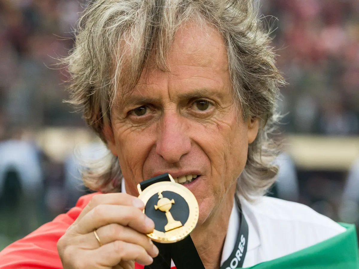 Jorge Jesus retorna ao Rio para cuidar de investimento e acompanhar Flamengo no Maracanã; saiba detalhes