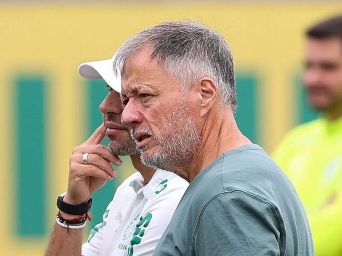 Anderson Barros dispara contra arbitragem após empate do Palmeiras: “Inadmissível”